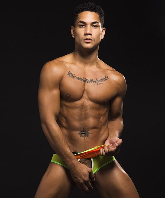 Andrew Christian 精品內衣 Peek-A-Boo Brief 探頭遊戲 Andrew Christian 精品內衣 Peek-A-Boo Brief 探頭遊戲